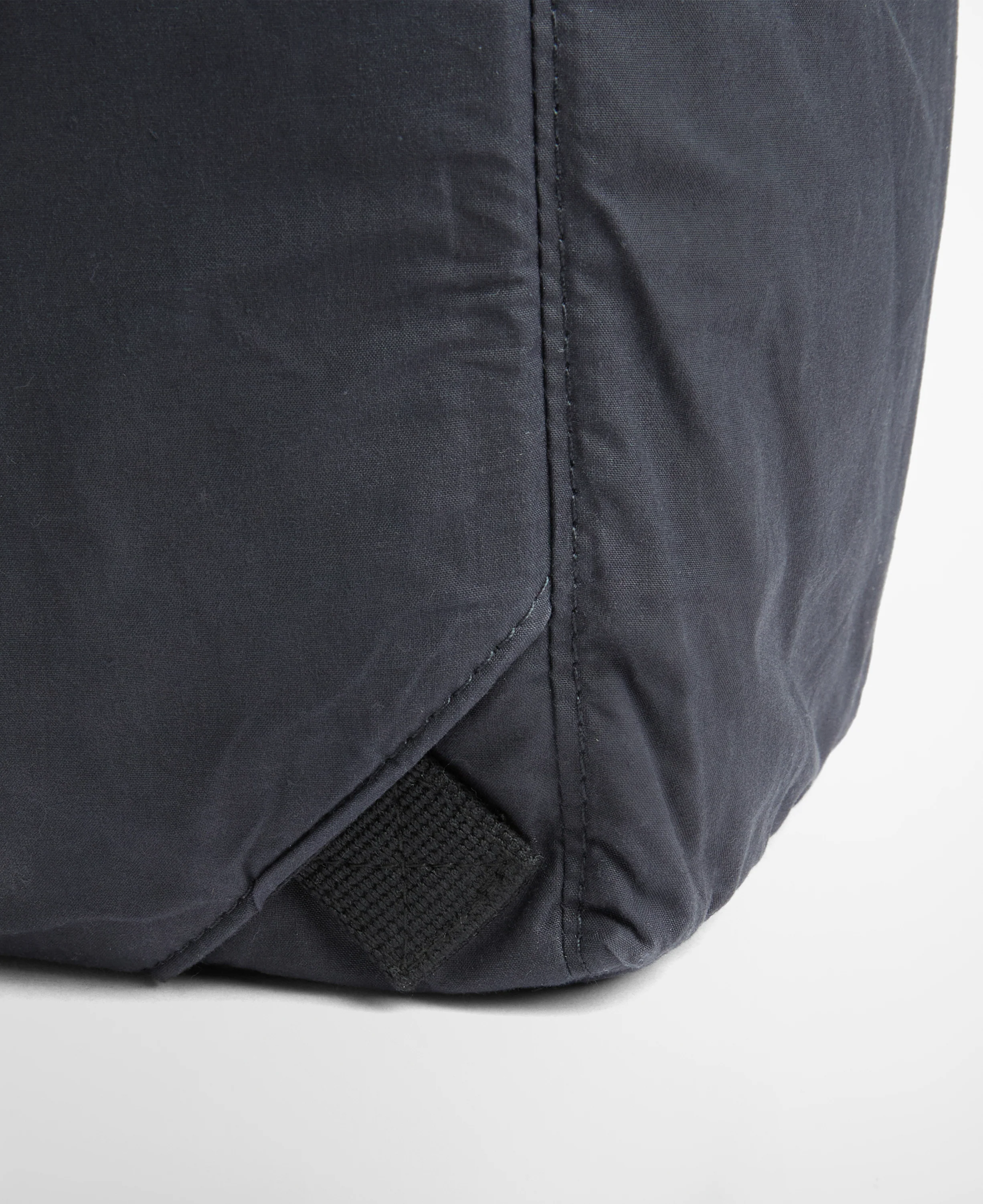 BARBOUR TRANSPORT 3 WAY TOTE/ BACKPACK - NAVY - Image 9