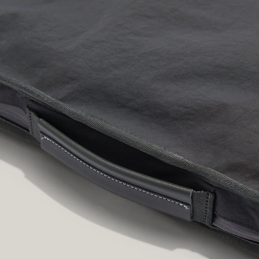 BLANKOF MACBOOK CASE 16 - OLIVE GREY - Image 10