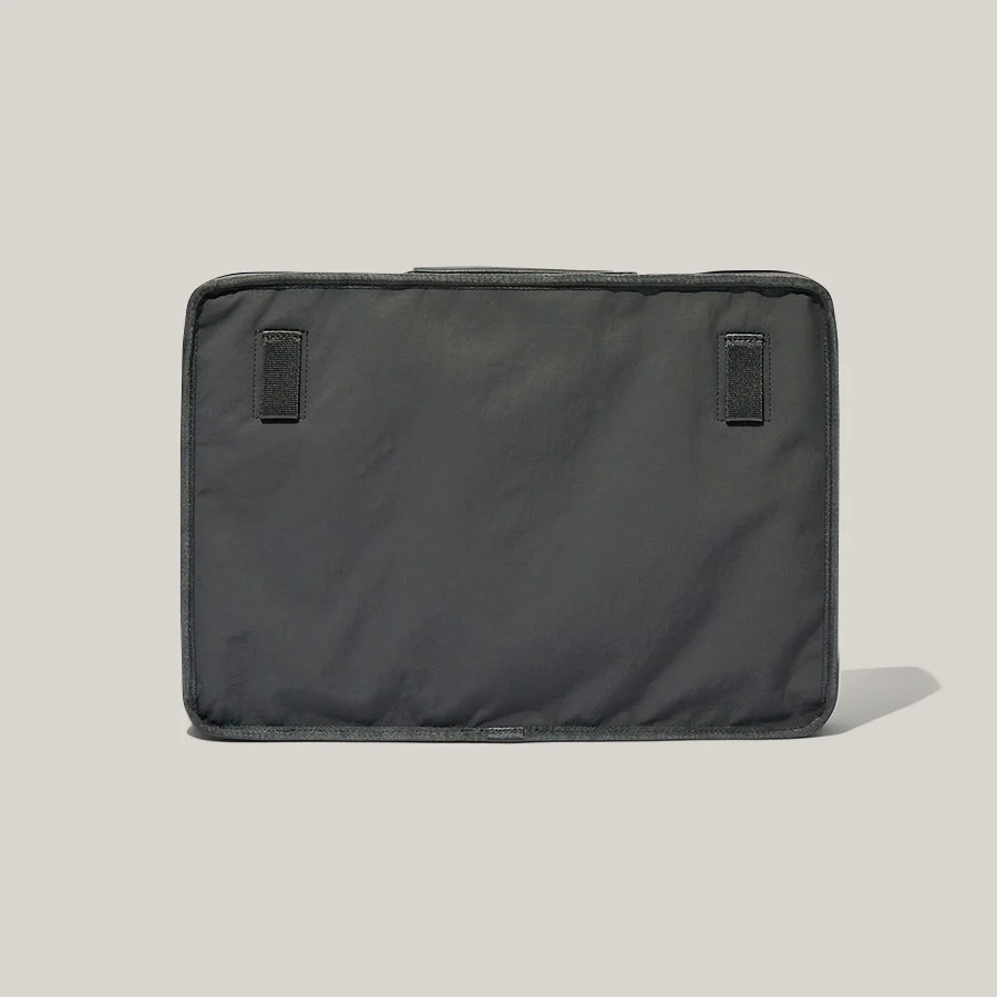 BLANKOF MACBOOK CASE 16 - OLIVE GREY - Image 3