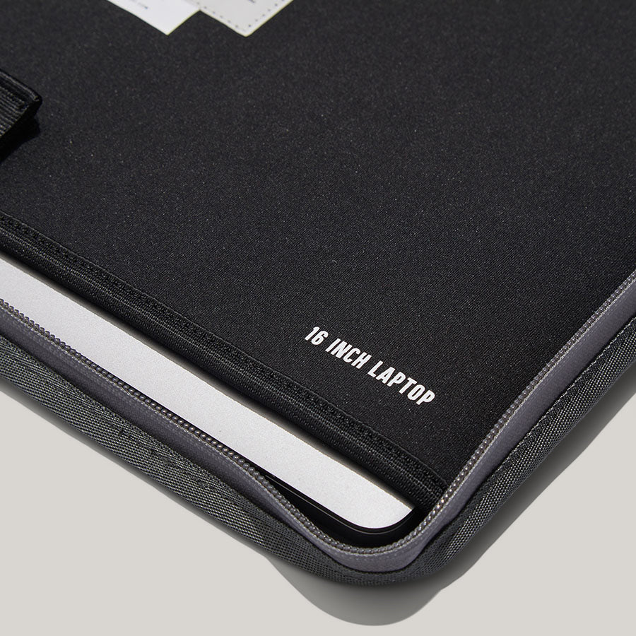 BLANKOF MACBOOK CASE 16 - OLIVE GREY - Image 8