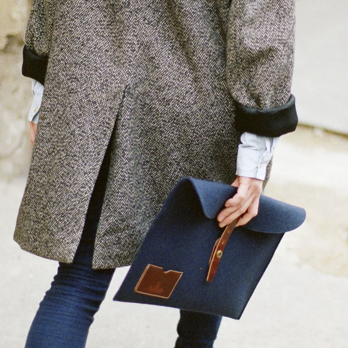 BLEU DE CHAUFFE MISHA LAPTOP SLEEVE - NATURAL FELT - Image 3