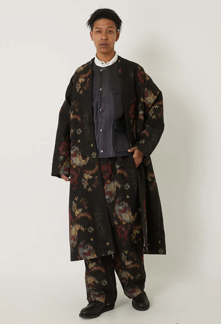 BLUE BLUE JAPAN TSUJIGAHANA GOBELIN LONG HAORI JACKET - BLACK - Image 8
