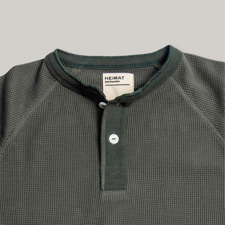 HEIMAT HENLEY WAFFLE TOP - MILITARY GREEN - Image 3