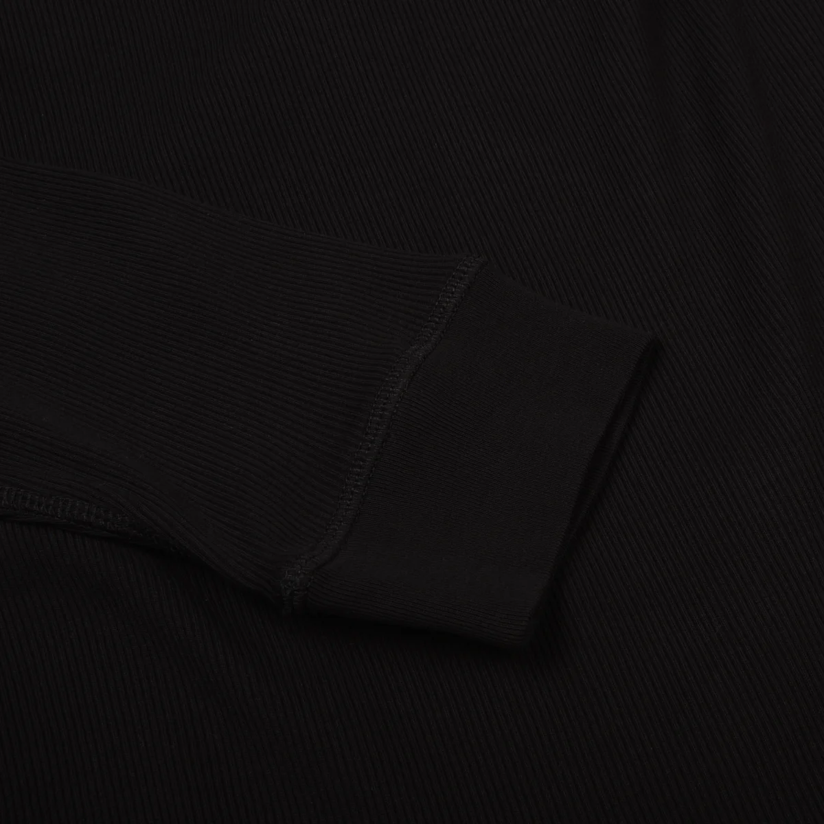 INDIGOFERA CLYDE LONG SLEEVE T-SHIRT - BLACK - Image 4