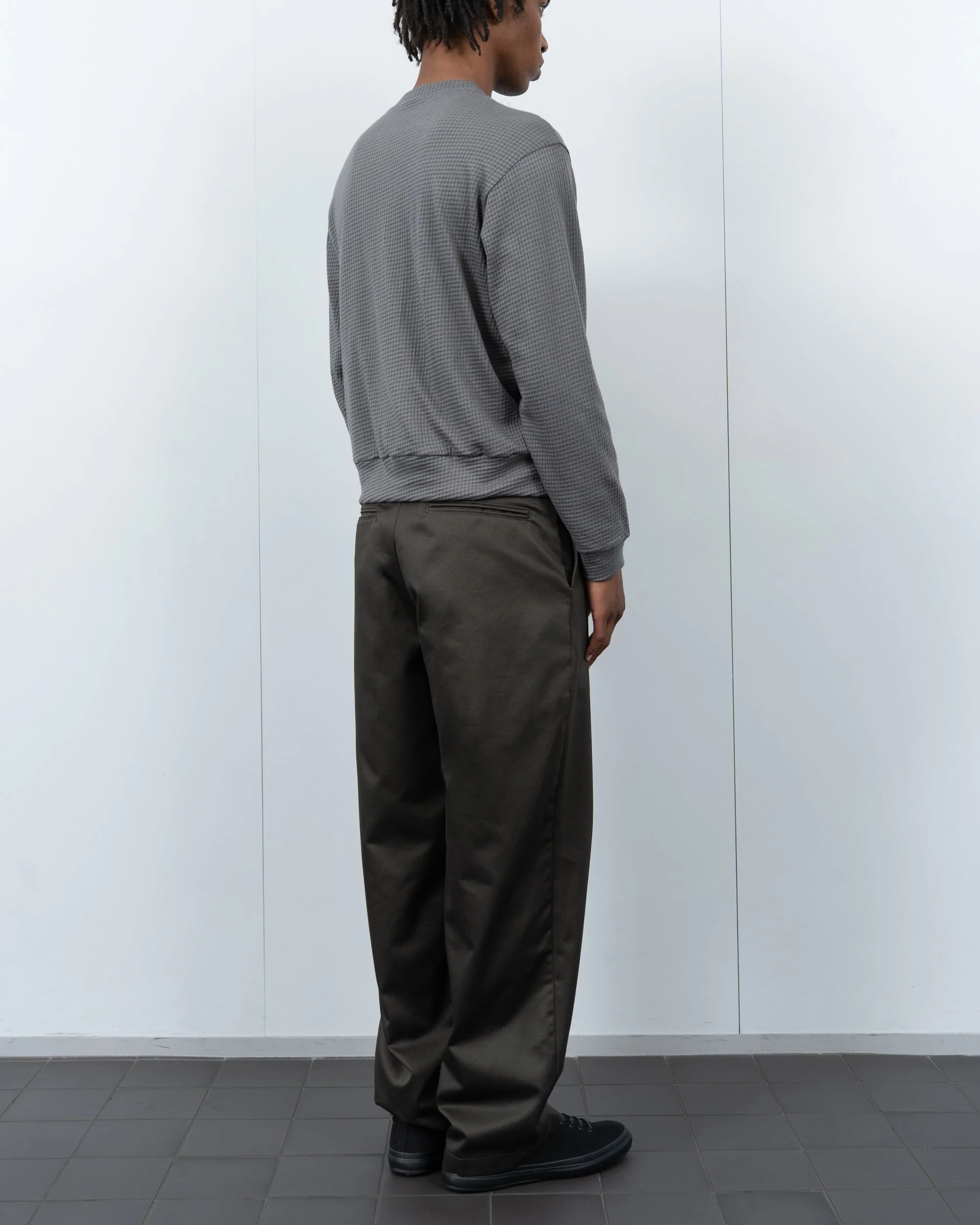 LADY WHITE CO. TWILL TROUSER - BLACK OLIVE - Image 2