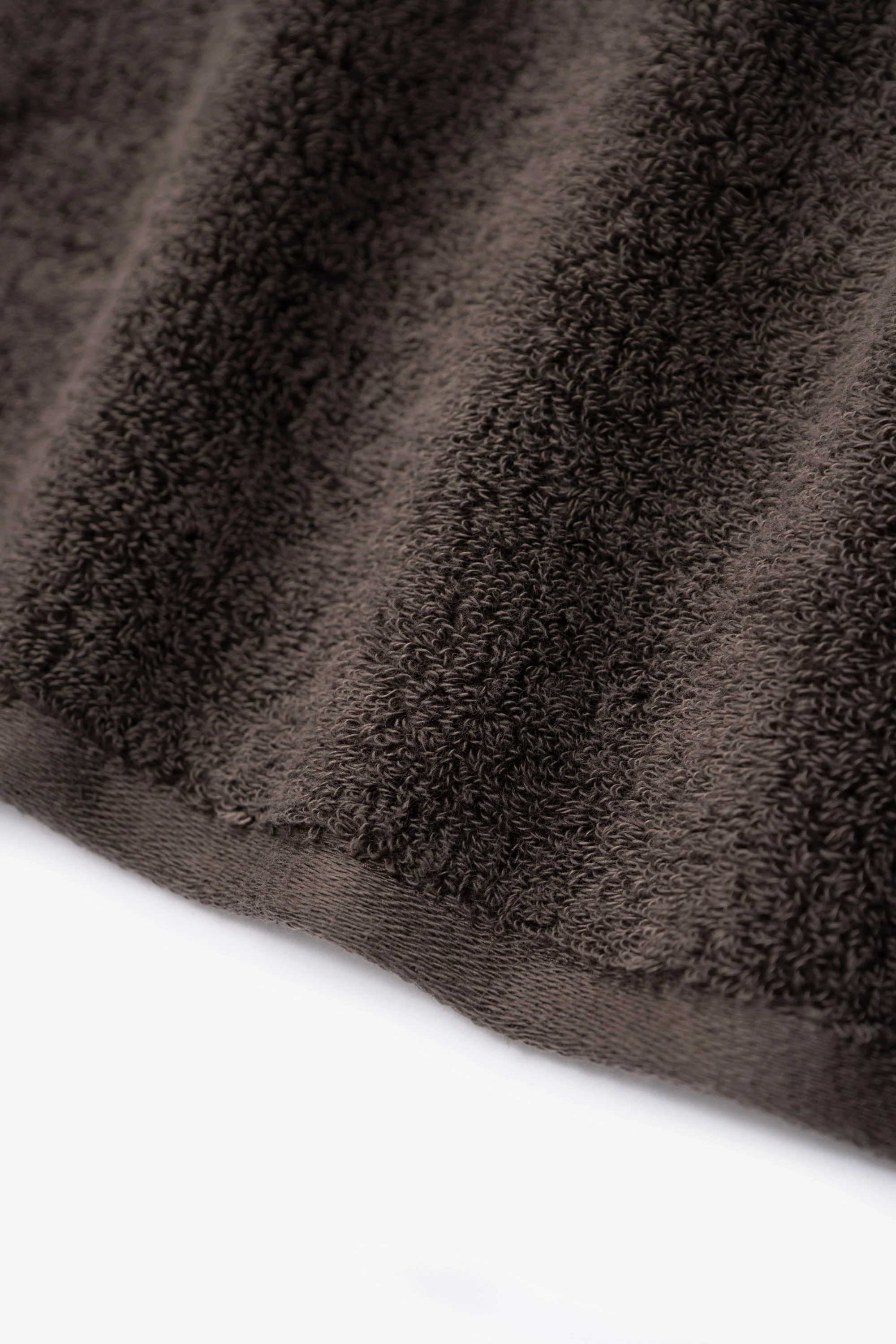 LW - C x IMABARI BATH TOWELS - BLACK MUSHROOM - Image 4