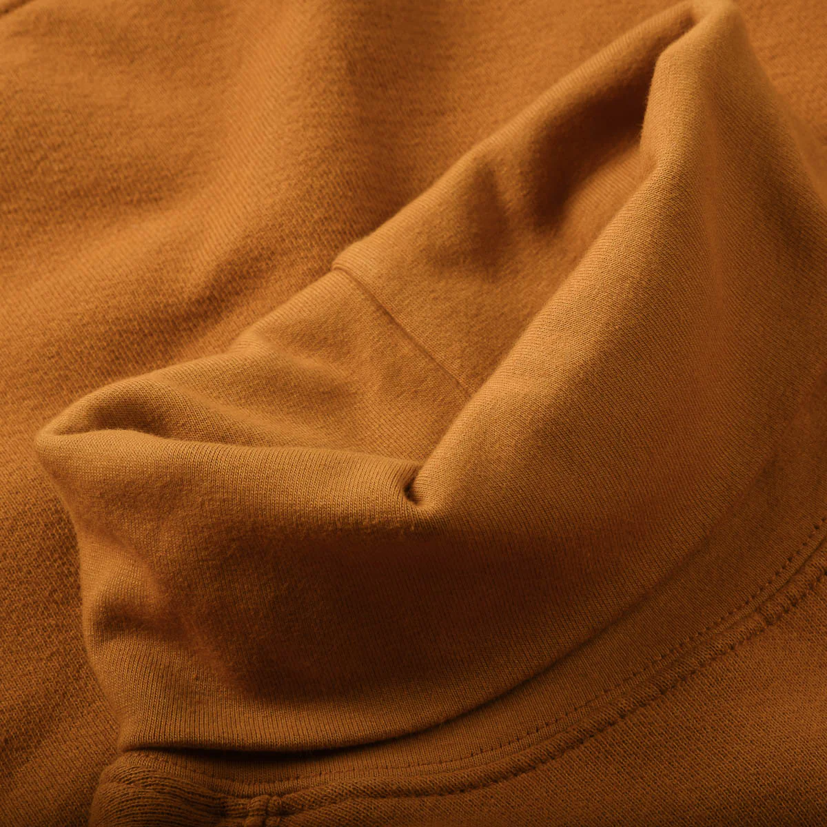 MONITALY SUPER RUSSELL TURTLE NECK SWEATSHIRT - MUSTARD - Image 3