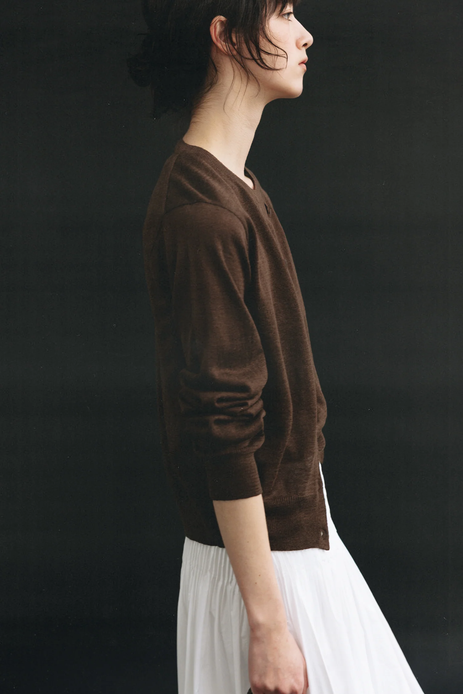 NOTHING WRITTEN ROLA LINEN CARDIGAN - BROWN - Image 4
