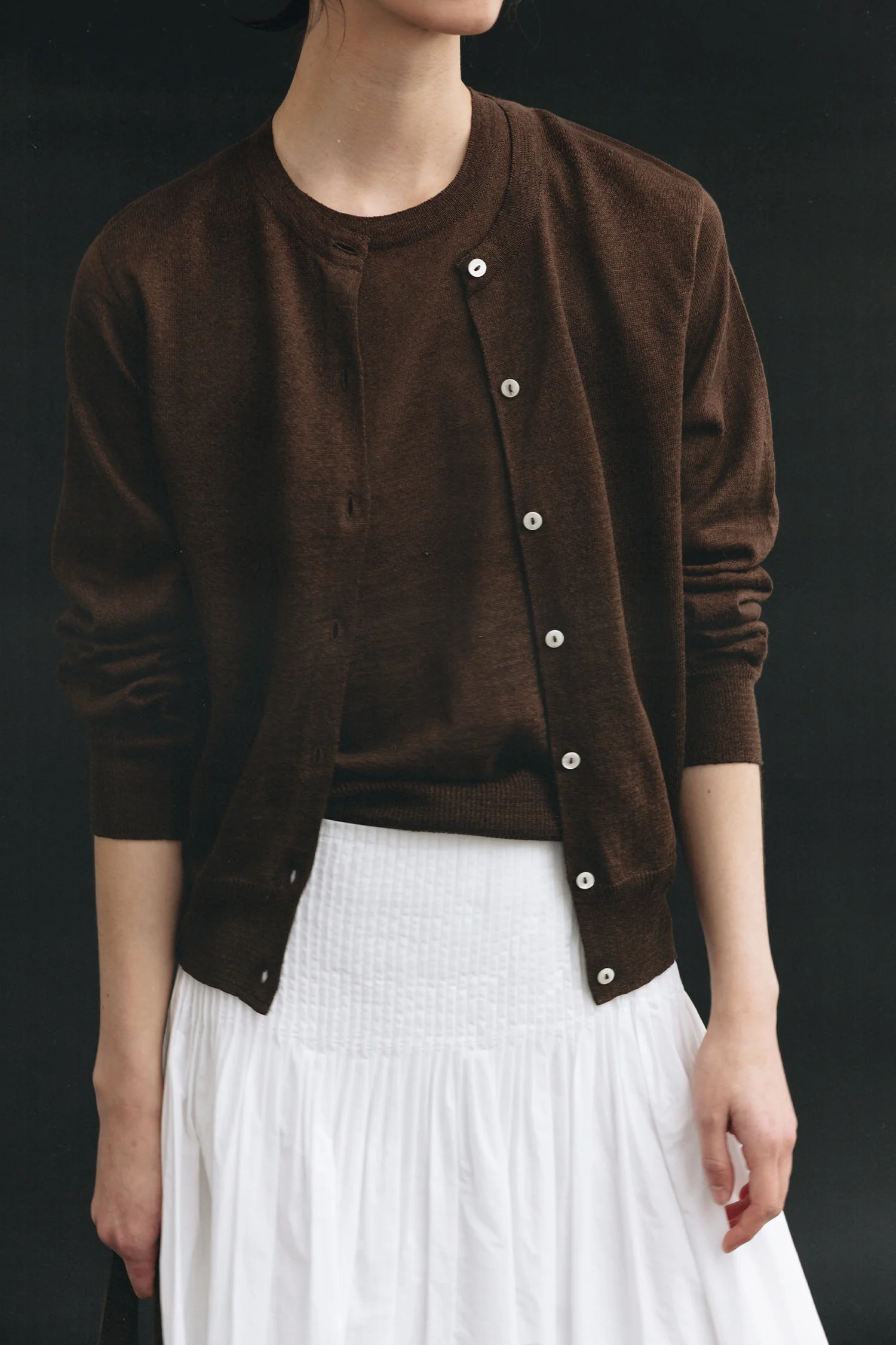 NOTHING WRITTEN ROLA LINEN CARDIGAN - BROWN - Image 5