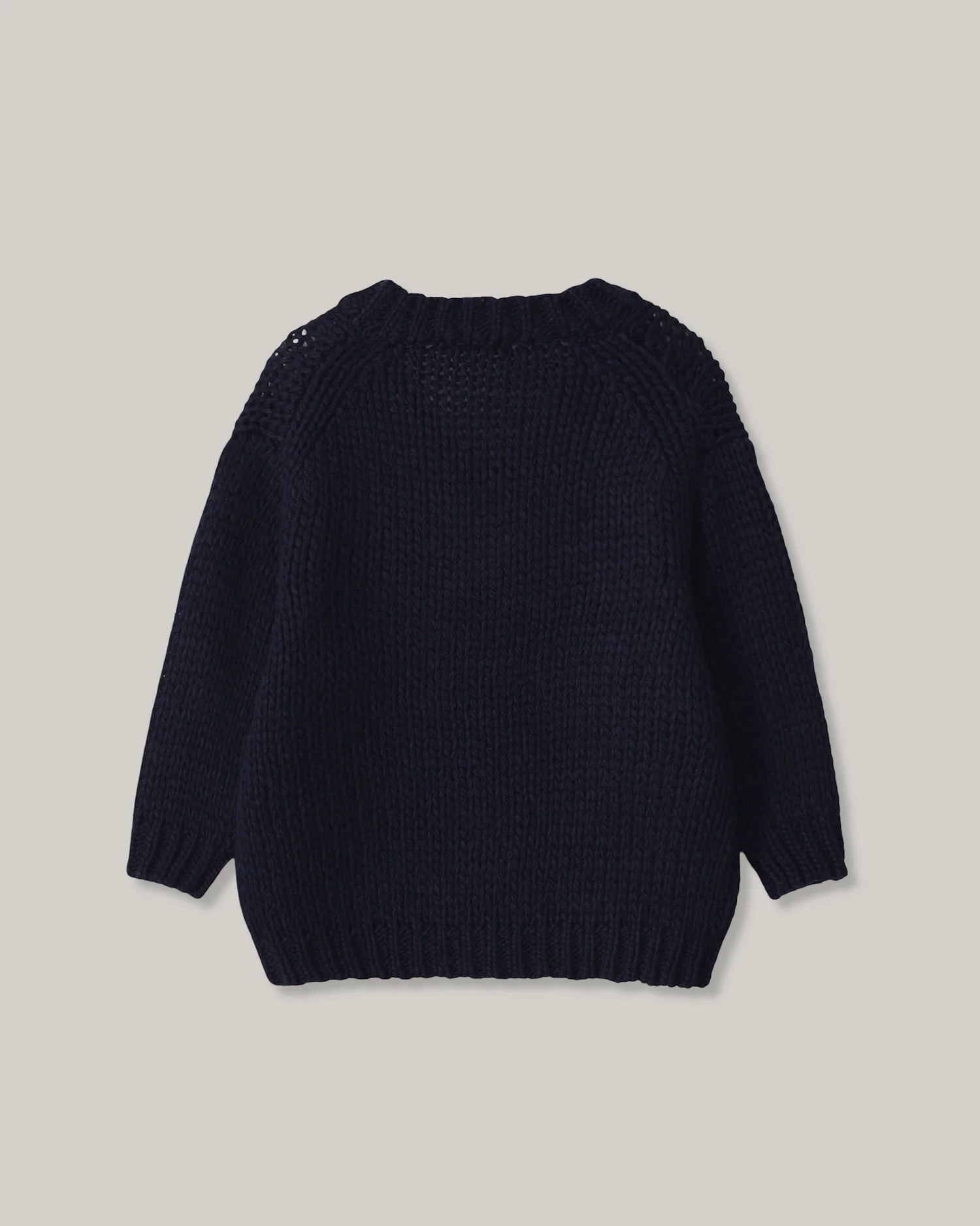 NOTHING WRITTEN WIDE V-NECK SWEATER - NAVY - Image 2