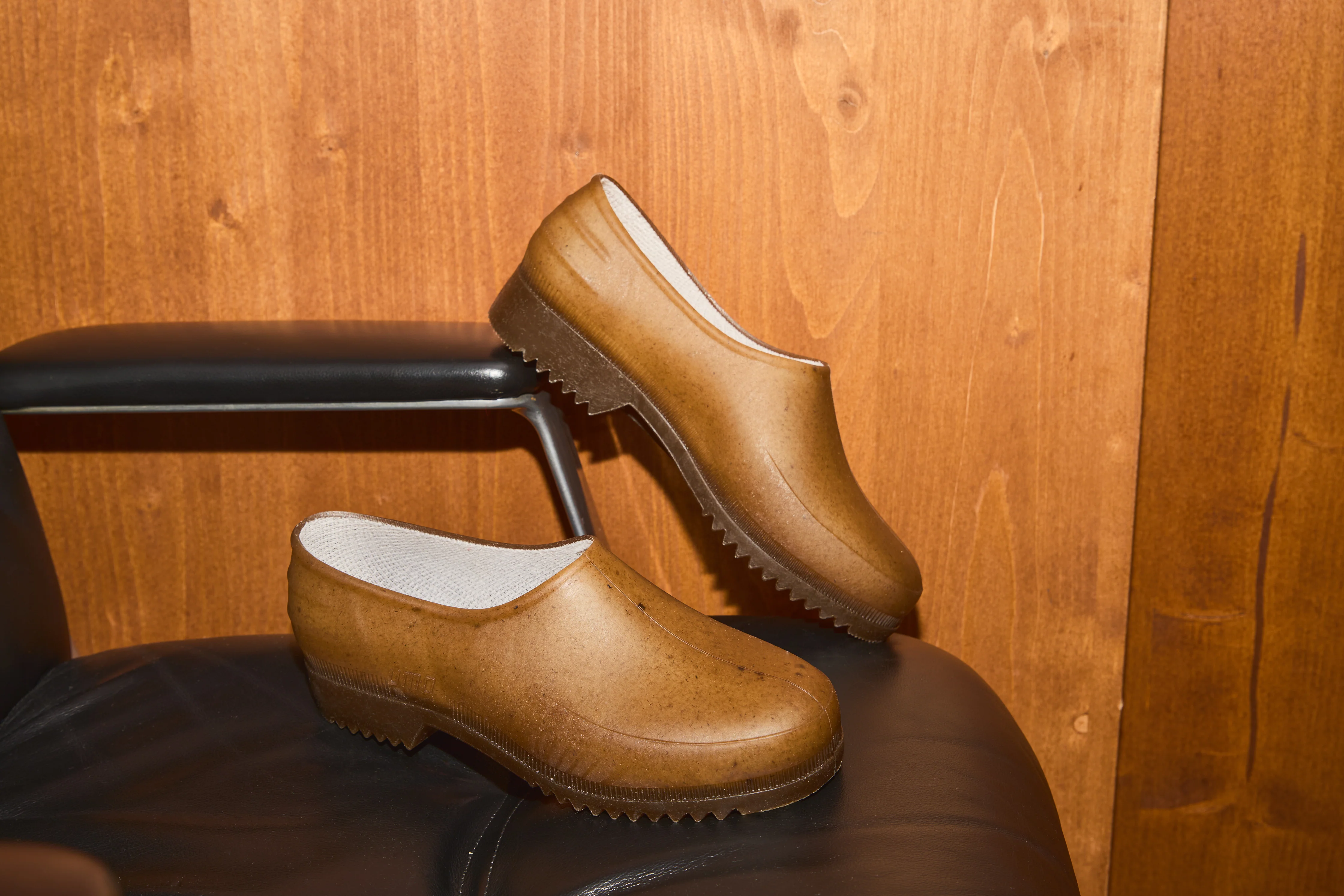 PLASTICANA GARDANA HEMP CLOG - Image 3