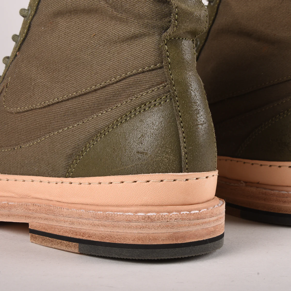 reCONSTRUCTED by SAMUEL FALZONE  - 2011 NIKE HIKER - OLIVE/ VEG TAN - Image 5