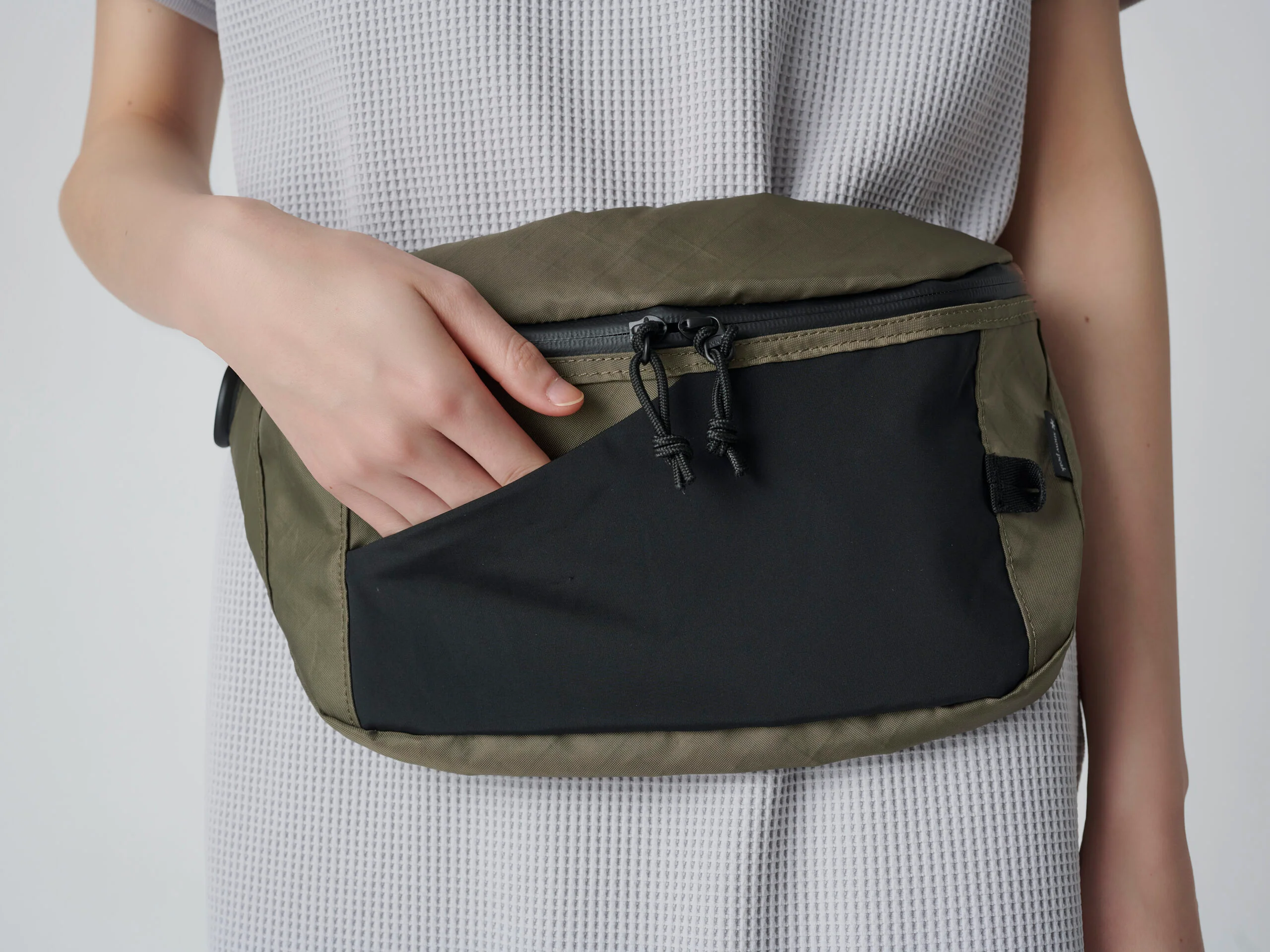 SNOW PEAK ECOPAK WAIST BAG - BLACK - Image 4