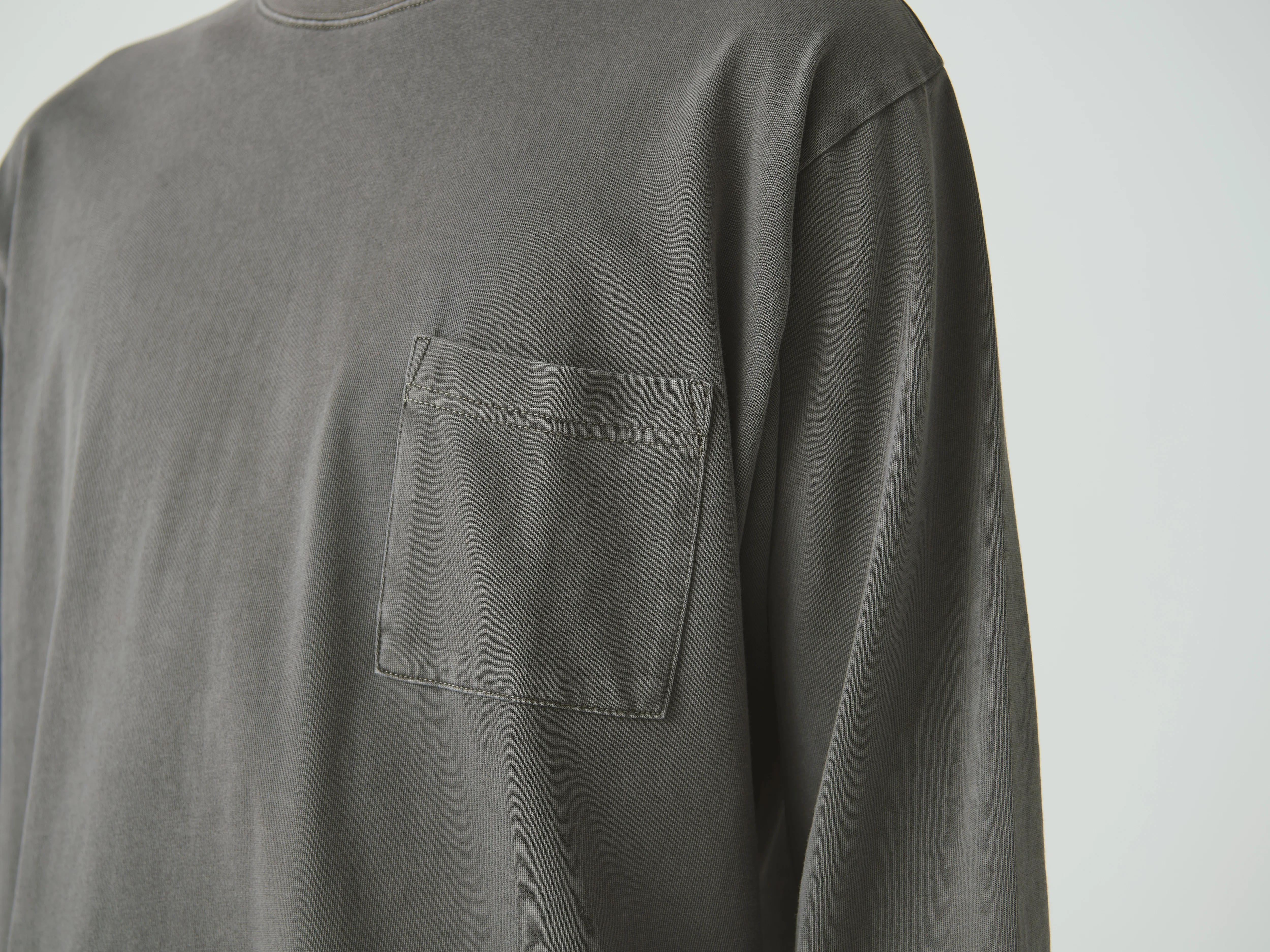 SNOW PEAK GARMENT DYED L/S T-SHIRT - CHARCOAL - Image 11