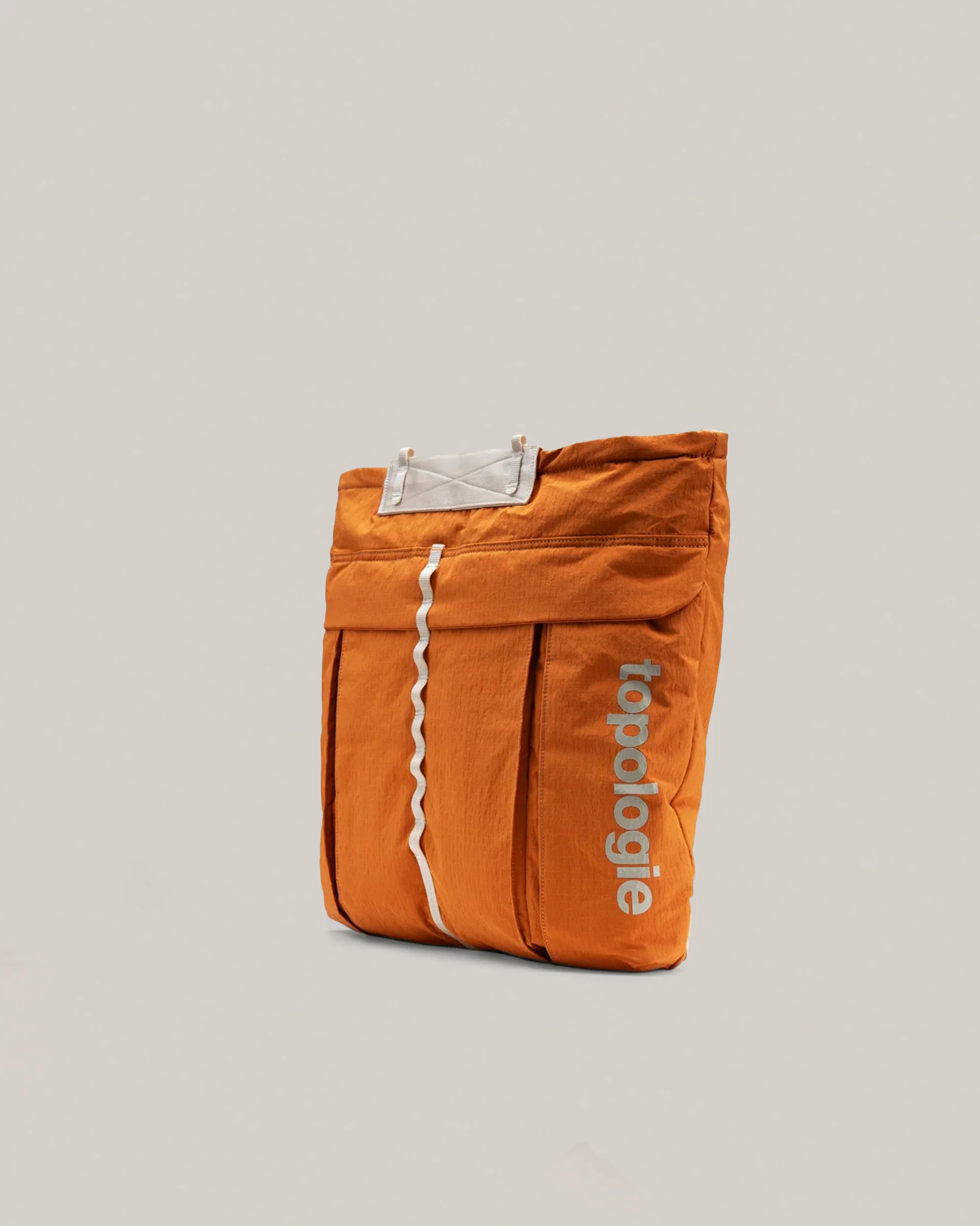 TOPOLOGIE HELMET BAG BURN ORANGE NEEDLE RIPSTOP - Image 2