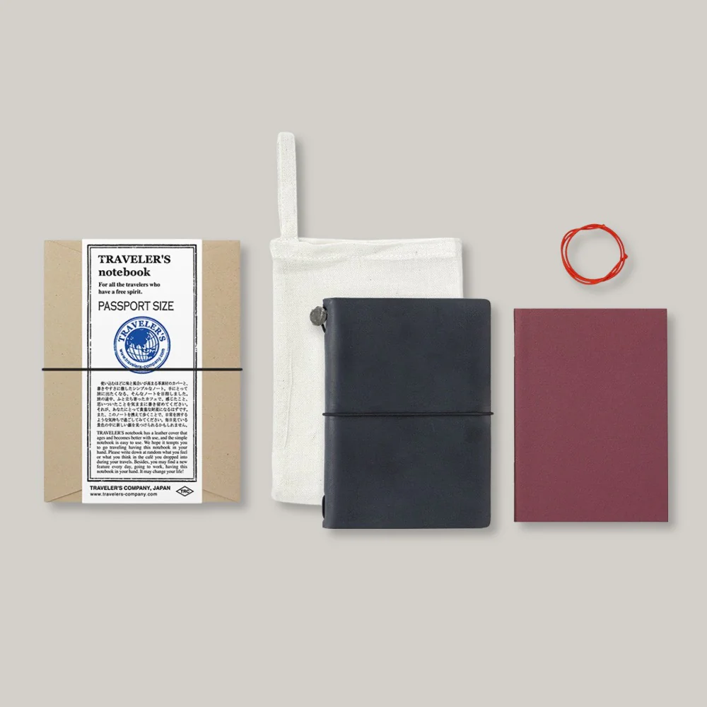 TRAVELER'S COMPANY NOTEBOOK PASSPORT BLACK - Image 2