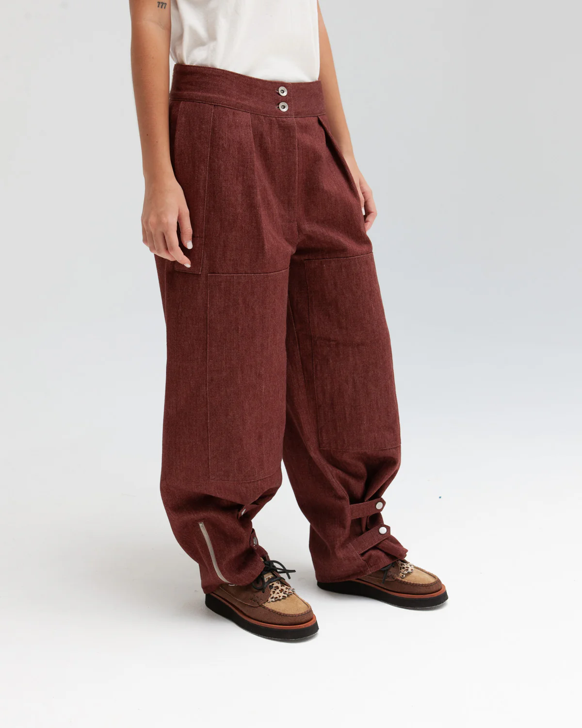 W'MENSWEAR BURNOUT PANTS - BROWN DENIM - Image 4