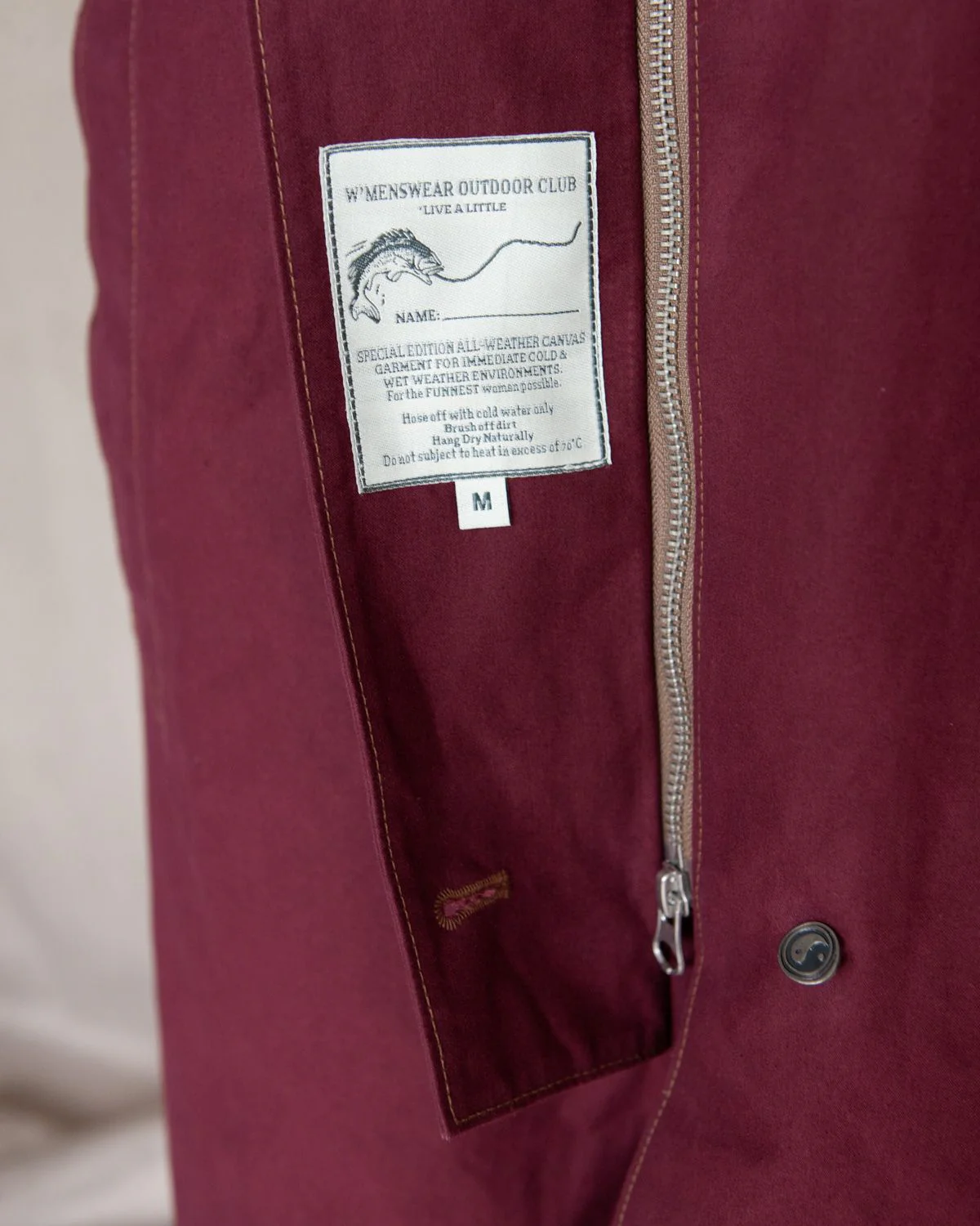 W'MENSWEAR REVERSIBLE CYCLING TRENCH - BURGUNDY - Image 10