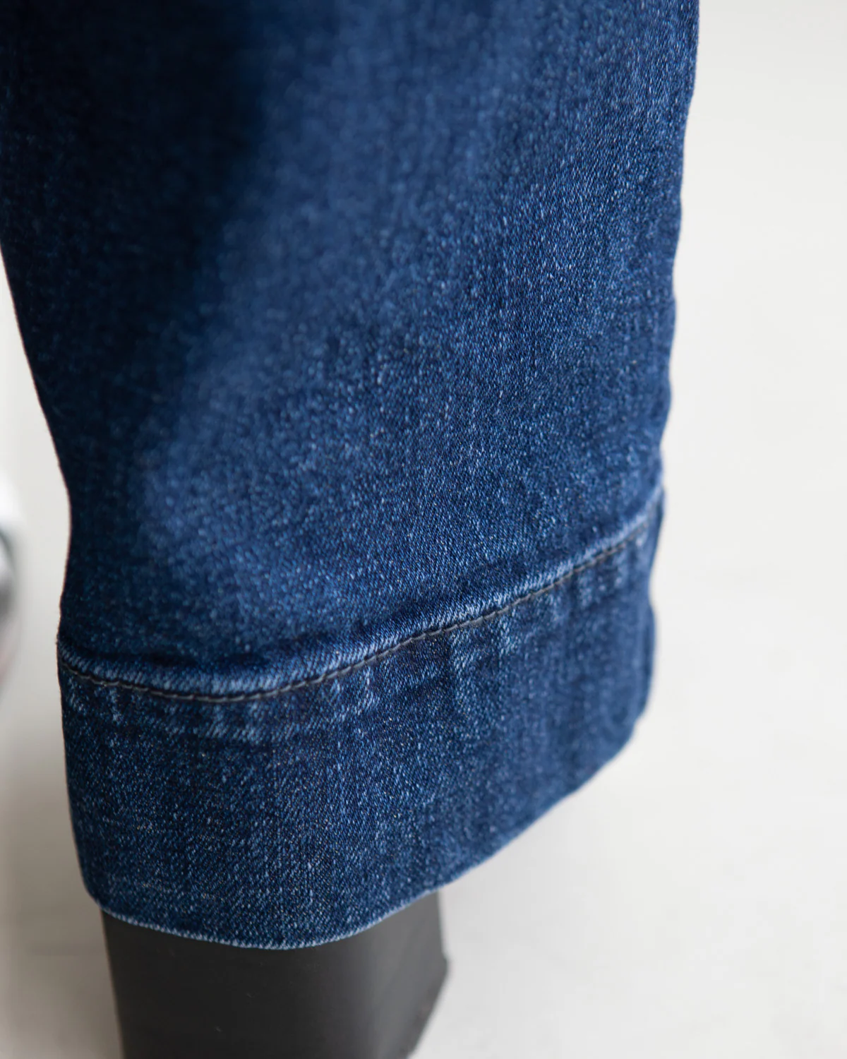 W'MENSWEAR WENDY TROUSER - DENIM - Image 3